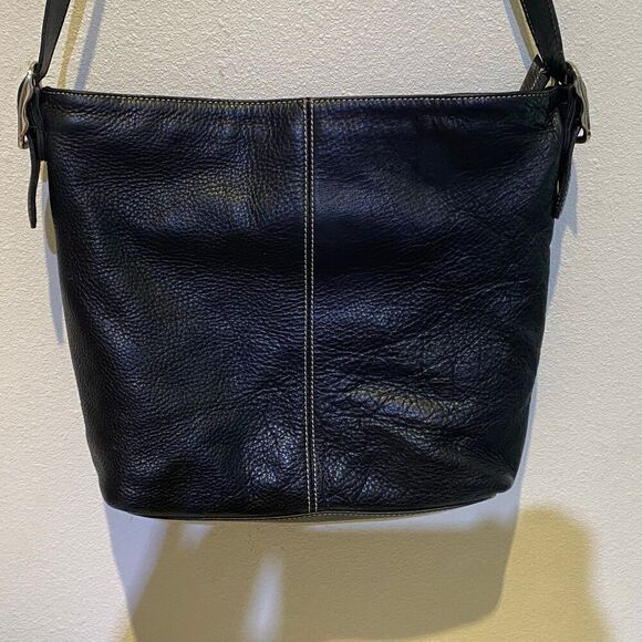 Giani Bernini Handbags - Giani Bernini Black PebbledLeather Shoulder Bag